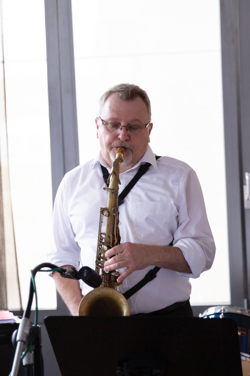 Thomas Zellweger von der East Side Jazz Band beim Auftritt an einer Hochzeit